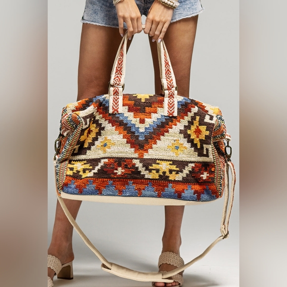Boho Chic Travel Bag - Navajo Aztec Inspired Design - Handmade Fully Fine Cotton - Picture 7 of 10